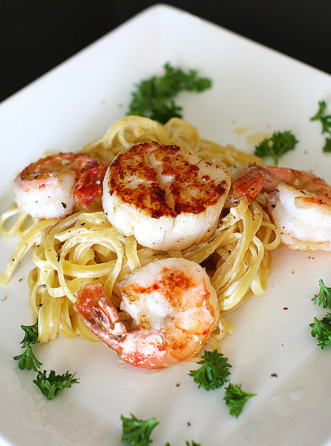 shrimp and scallop linguine alfredo by mila0506 on Flickr.